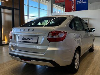 2026 Lada (ВАЗ) Granta I Рестайлинг, серебристый, 1151000 рублей, вид 4