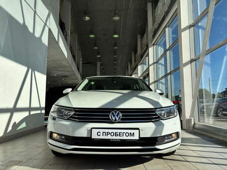 2017 Volkswagen Passat B8, белый, 1579000 рублей, вид 3