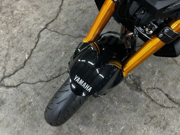 2023 Yamaha MT-09 (FZ-09), серебристый, 1150000 рублей - вид 35