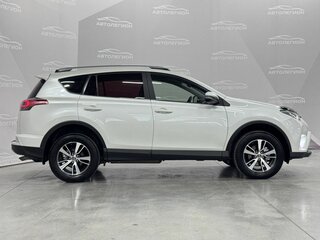 2017 Toyota RAV4 IV (XA40) Рестайлинг, белый, 2460000 рублей, вид 4