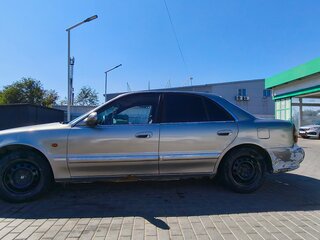 1998 Hyundai Sonata III Рестайлинг, золотистый, 190000 рублей, вид 3