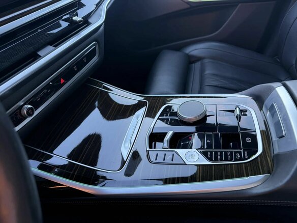2023 BMW X7 40i I (G07) Рестайлинг, чёрный, 11200000 рублей - вид 13