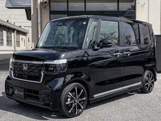 2023 Honda N-BOX II Рестайлинг, красный, 770001 рублей, вид 2
