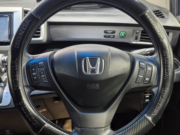 2015 Honda Freed I Рестайлинг 2, синий, 1282000 рублей - вид 10