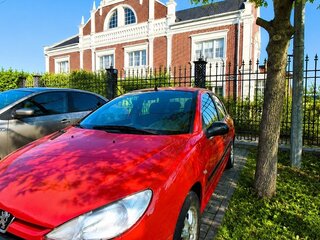 2000 Peugeot 206, красный, 280000 рублей, вид 3