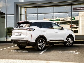 2025 Chery Tiggo 7L I, белый, 2950200 рублей, вид 2