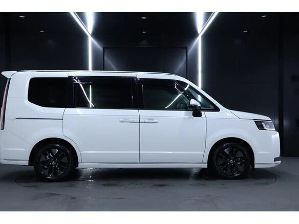 2023 Honda Stepwgn Spada VI, белый, 2350000 рублей - вид 7