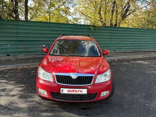 2010 Skoda Octavia II (A5) Рестайлинг, красный, 915000 рублей, вид 2