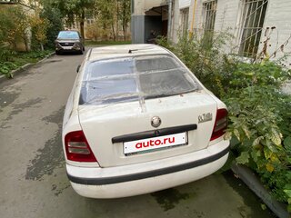 2003 Skoda Octavia I (A4) Рестайлинг, белый, 120000 рублей, вид 3