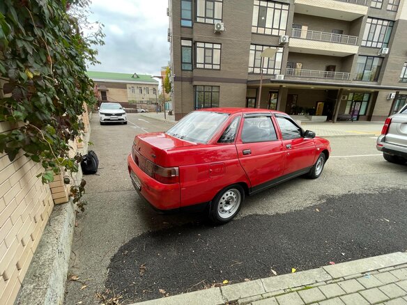 1998 Lada (ВАЗ) 2110, красный, 400000 рублей - вид 10
