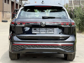 2026 Volkswagen Tiguan L Pro III (China Market), чёрный, 4700000 рублей, вид 5