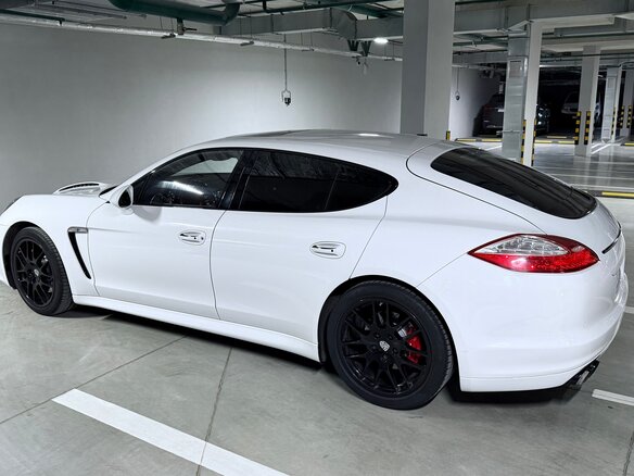 2010 Porsche Panamera 4S I, белый, 2500000 рублей - вид 4
