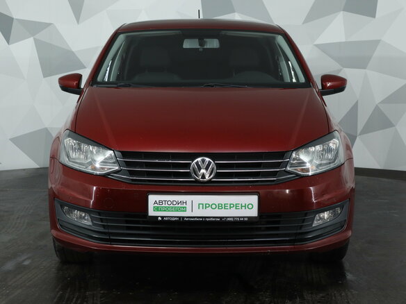 2019 Volkswagen Polo V Рестайлинг, красный, 1319000 рублей - вид 1