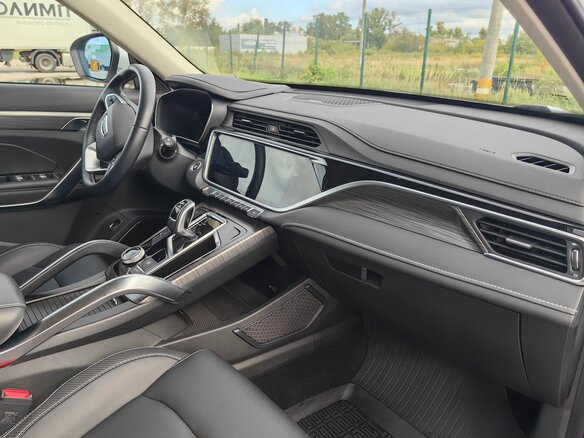 2023 Geely Atlas Pro, белый, 2100000 рублей - вид 9