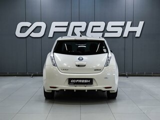 2014 Nissan Leaf I (ZE0/AZE0), белый, 849000 рублей, вид 4