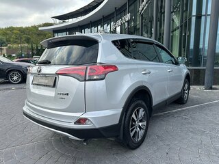 2016 Toyota RAV4 IV (XA40) Рестайлинг, серебристый, 1859000 рублей, вид 2