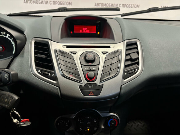2008 Ford Fiesta Mk6, красный, 599000 рублей - вид 16