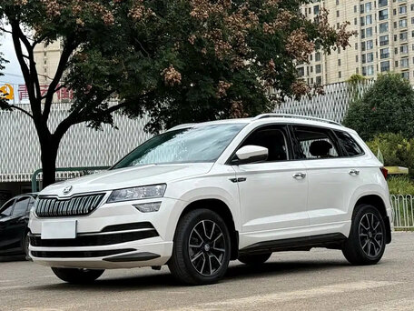 2022 Skoda Karoq I, белый, 1480000 рублей, вид 1