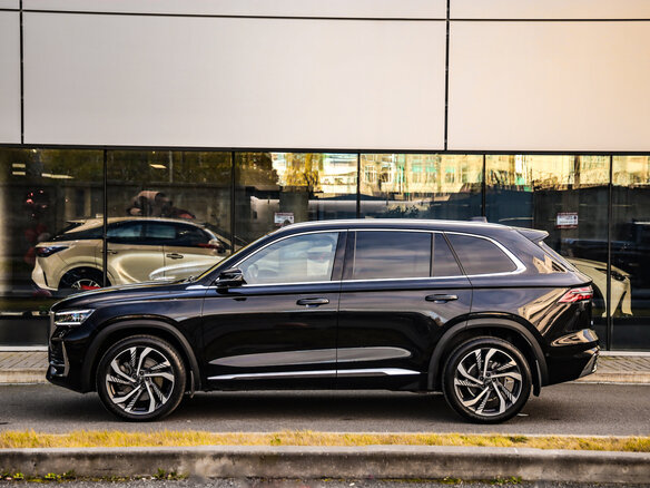 2023 Geely Monjaro I, чёрный, 3099777 рублей - вид 8