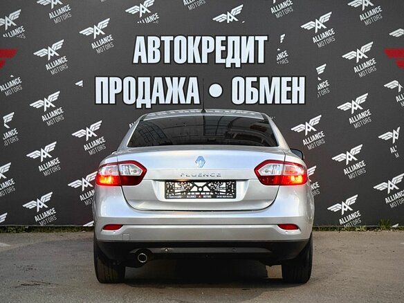 2011 Renault Fluence I, серый, 579000 рублей - вид 5