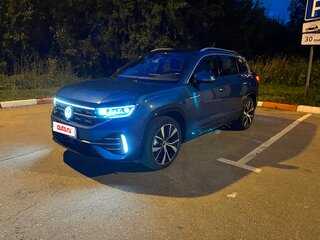 2022 Volkswagen Tayron I Рестайлинг, синий, 4100000 рублей, вид 1
