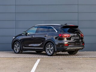 2019 Kia Sorento III Prime Рестайлинг, коричневый, 1795000 рублей, вид 4