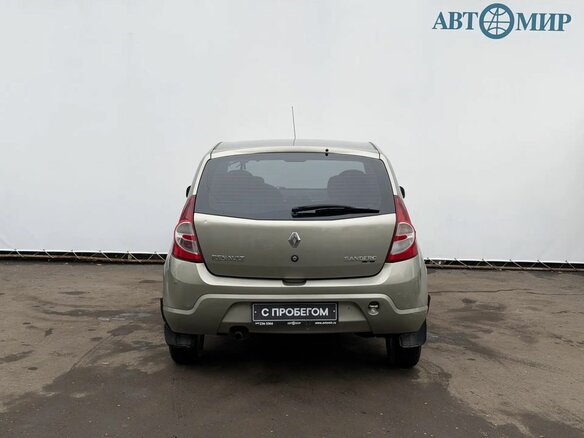 2010 Renault Sandero I, бежевый, 390000 рублей - вид 5