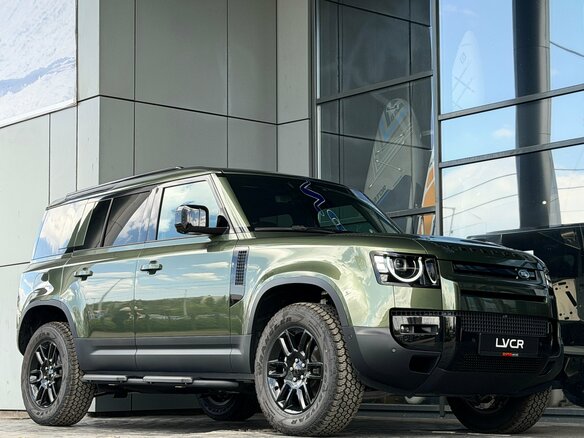 2025 Land Rover Defender 110 II, зелёный, 11500000 рублей - вид 34