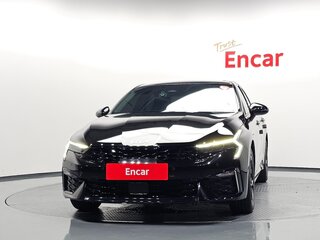 2025 Kia K5 III Рестайлинг, чёрный, 2950000 рублей, вид 3