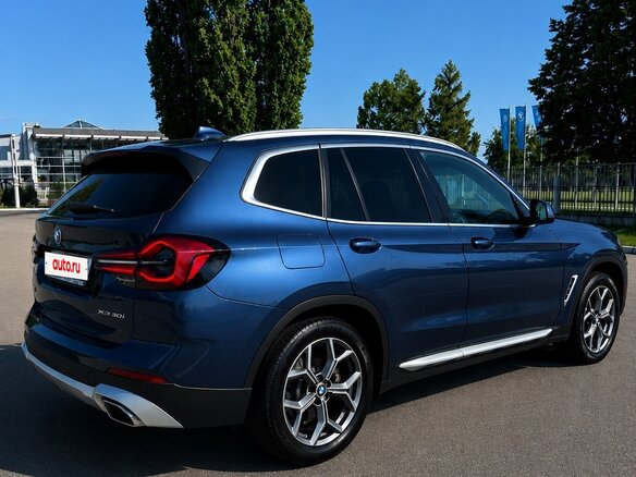 2023 BMW X3 30i III (G01) Рестайлинг, синий, 3886000 рублей - вид 4