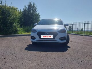 2017 Hyundai Solaris II, белый, 1100000 рублей, вид 4