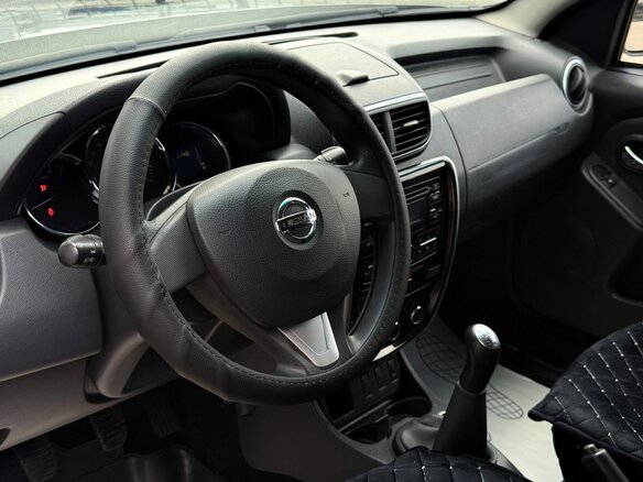 2017 Nissan Terrano III (D10), чёрный, 1082000 рублей - вид 15