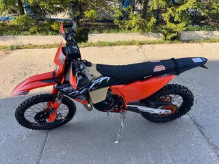 2024 KTM 300 EXC, оранжевый, 950000 рублей, вид 3