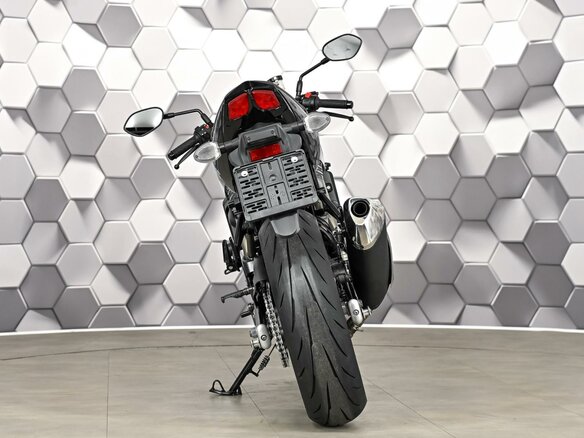 2023 Suzuki SV 650, чёрный, 677000 рублей - вид 5