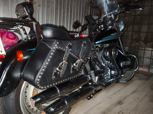 2008 Harley-Davidson Fat Boy, чёрный, 750000 рублей - вид 2