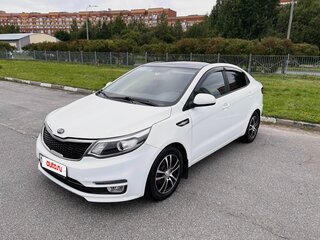 2017 Kia Rio III Рестайлинг, белый, 1150000 рублей, вид 2