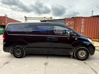 2008 Hyundai H-1 II, чёрный, 650000 рублей, вид 3