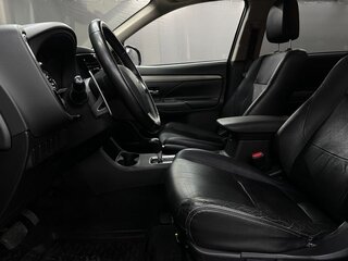 2012 Mitsubishi Outlander III, чёрный, 1199999 рублей, вид 5