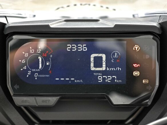 2023 Honda CBR 650R, белый, 999000 рублей - вид 8