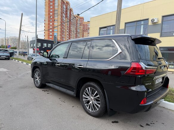 2019 Lexus LX 570 III Рестайлинг 2, чёрный, 9700000 рублей - вид 5