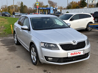 2015 Skoda Octavia III (A7), серебристый, 1370000 рублей, вид 3