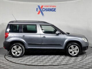 2010 Skoda Yeti I, серый, 652000 рублей, вид 4