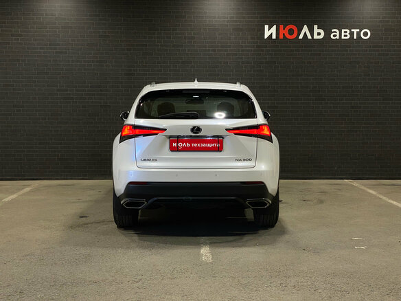 2018 Lexus NX 300 I Рестайлинг, белый - вид 5