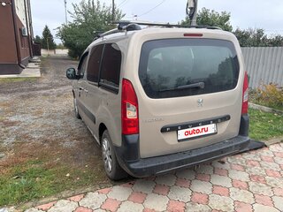 2011 Peugeot Partner II, бежевый, 488888 рублей, вид 4