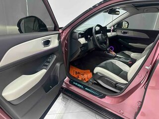 2023 Honda Vezel II, пурпурный, 1559000 рублей, вид 5