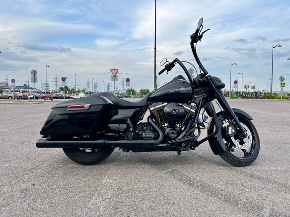 2015 Harley-Davidson Road King, чёрный, 1300000 рублей - вид 3