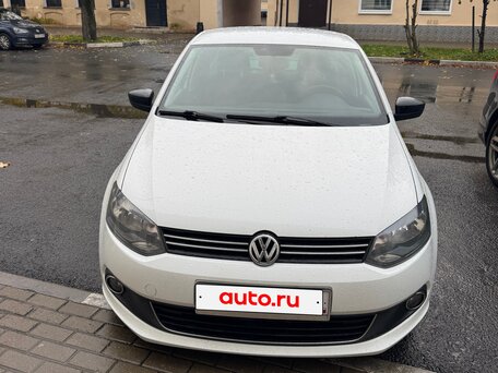 2014 Volkswagen Polo V, белый, 900000 рублей, вид 1