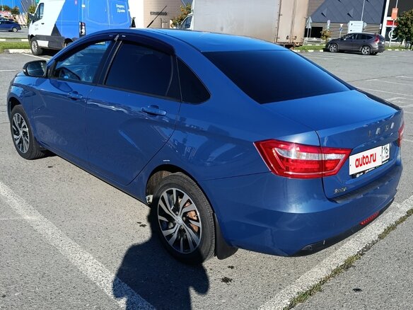 2017 Lada (ВАЗ) Vesta I, синий, 820000 рублей - вид 4