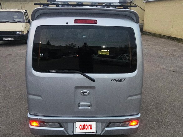 2019 Daihatsu Hijet X, серебристый, 1100000 рублей - вид 9