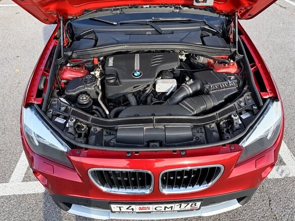 2012 BMW X1 20i I (E84), красный, 1690000 рублей - вид 21